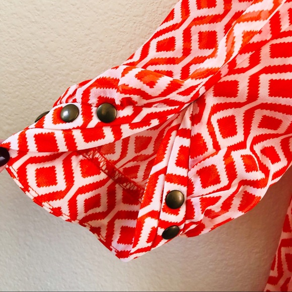 41 HAWTHORN Mono Geo Studded Blouse Size Large - Picture 5 of 7